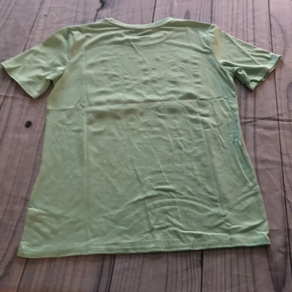 ✅8X Host Pick✅ Dog Mom T-Shirt, Small - Picture 4 of 6